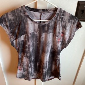 Fitted ASICS athletic top